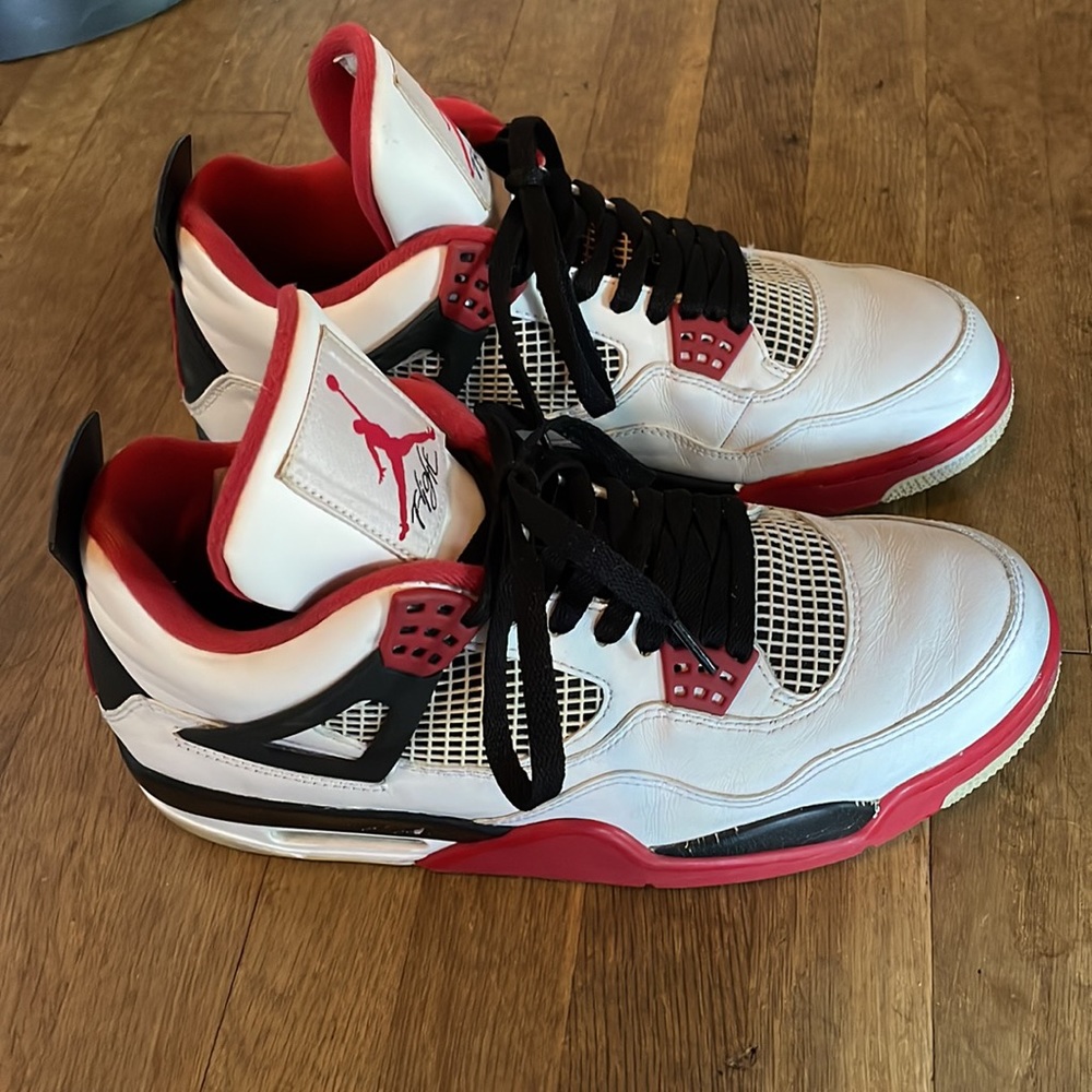 Jordan 4 Fire Red 2012 - Picture 6 of 6